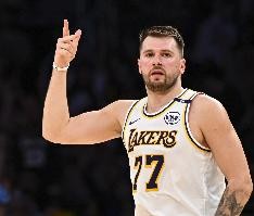 PG电子-东契奇近4场场均32.8分+67%TS 他上次连续4场30+还是24年3月